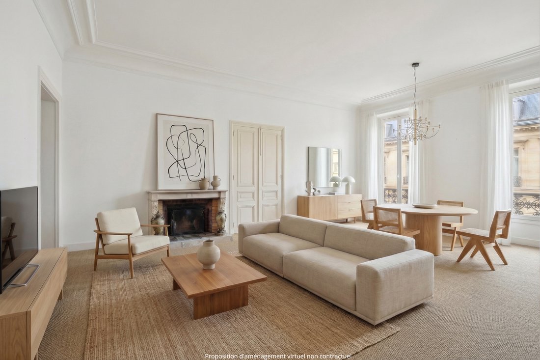 Apartment in Saint Germain l'Auxerrois, Paris 1er Arrondissement, Paris 2 - 13995669