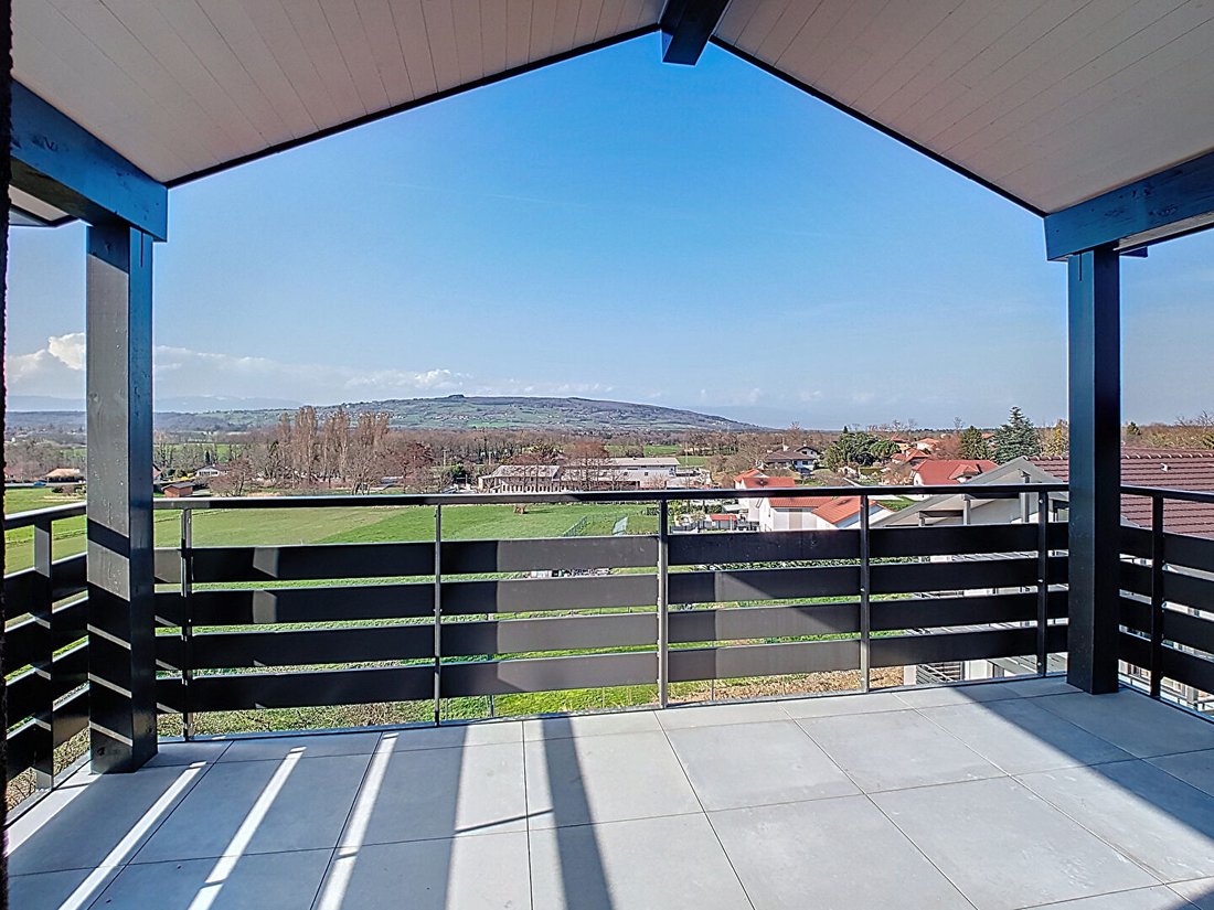 Apartment in Bons-en-Chablais, Auvergne-Rhône-Alpes, France 1 - 17377222
