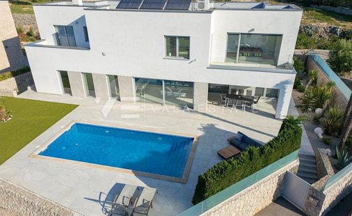 House in Krk, Primorje-Gorski Kotar County, Croatia 1