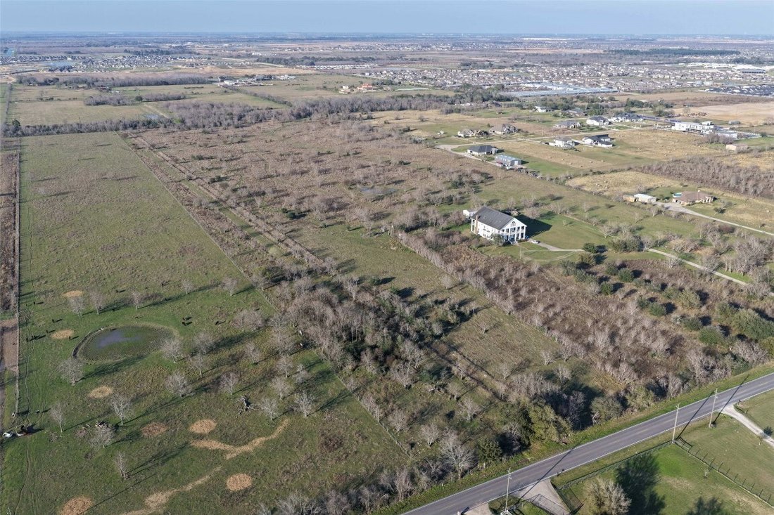 Farm Ranch in Katy, Texas, United States 4 - 17376355