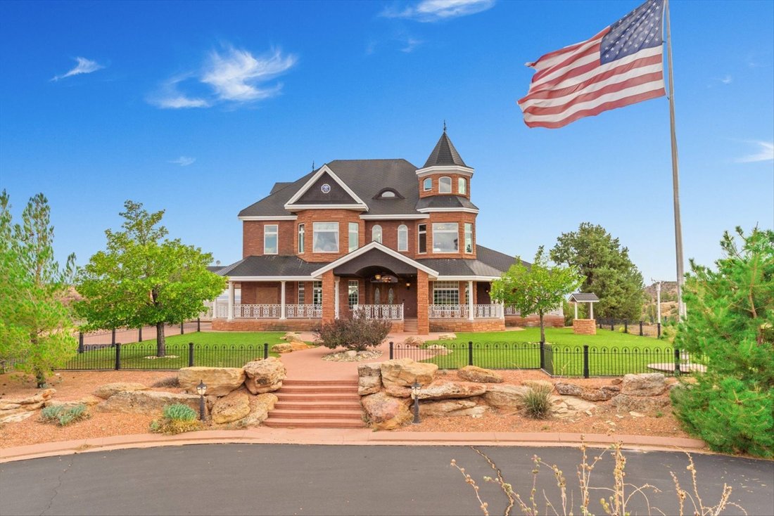 House in Kanab, Utah, United States 1 - 17374966