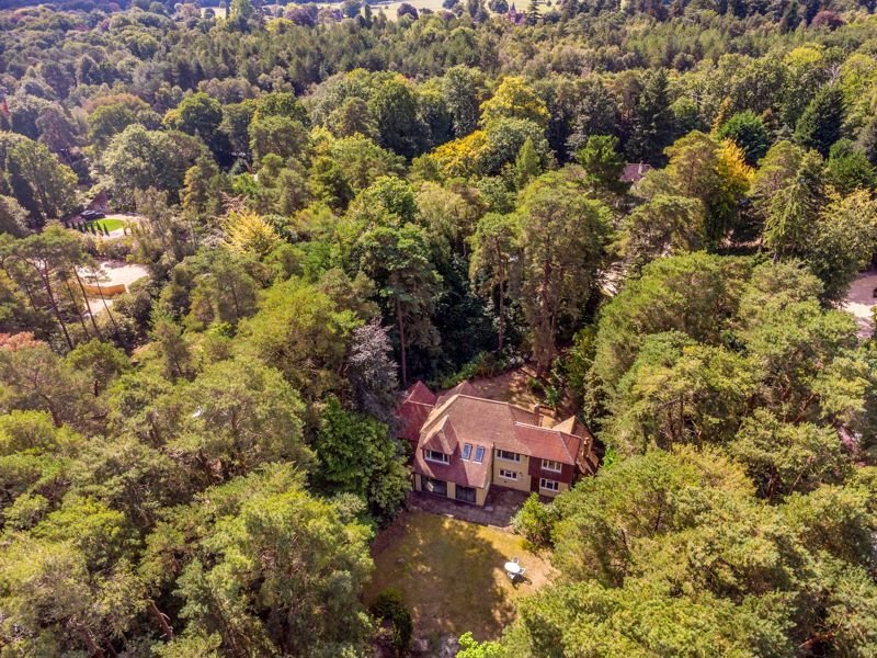 House in Bagshot, Windlesham, England 4 - 17375484
