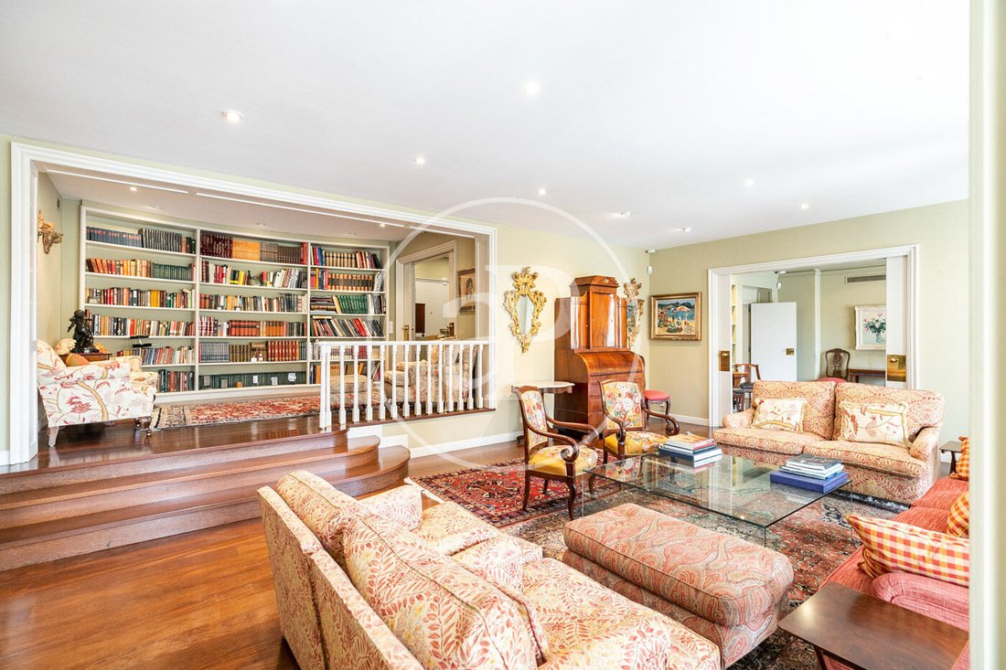 Apartment in Sarrià-Sant Gervasi, Barcelona, Spain 4 - 17378921