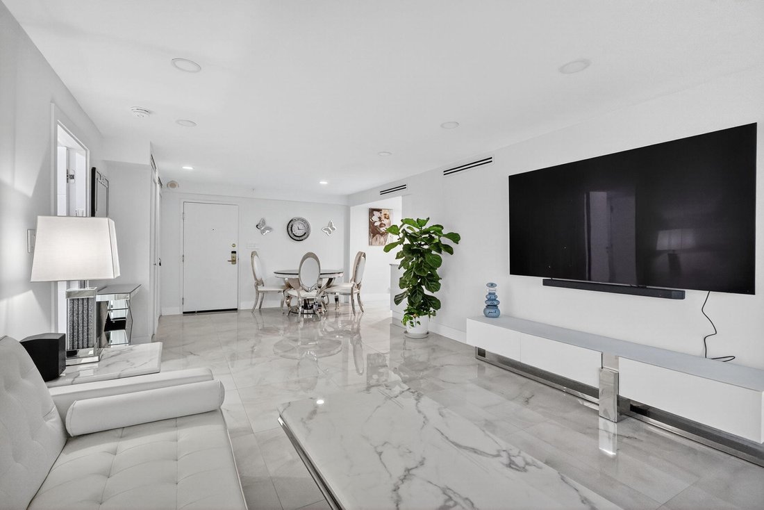 Condo in Miami Beach, Florida, United States 1 - 17178038