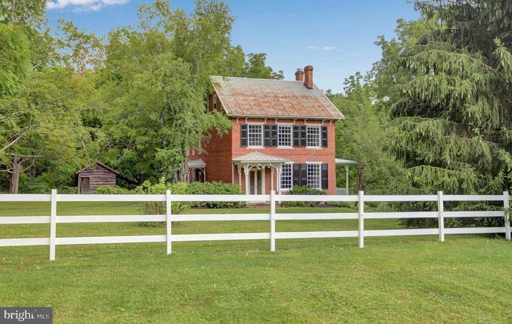 House in Potters Mills, Pennsylvania, United States 4 - 17376332