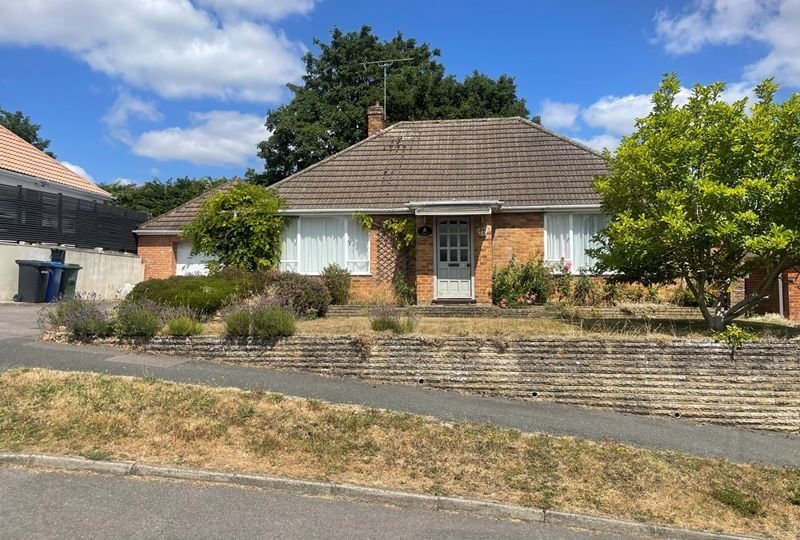 Bungalow in Sunninghill, England 1 - 17375305