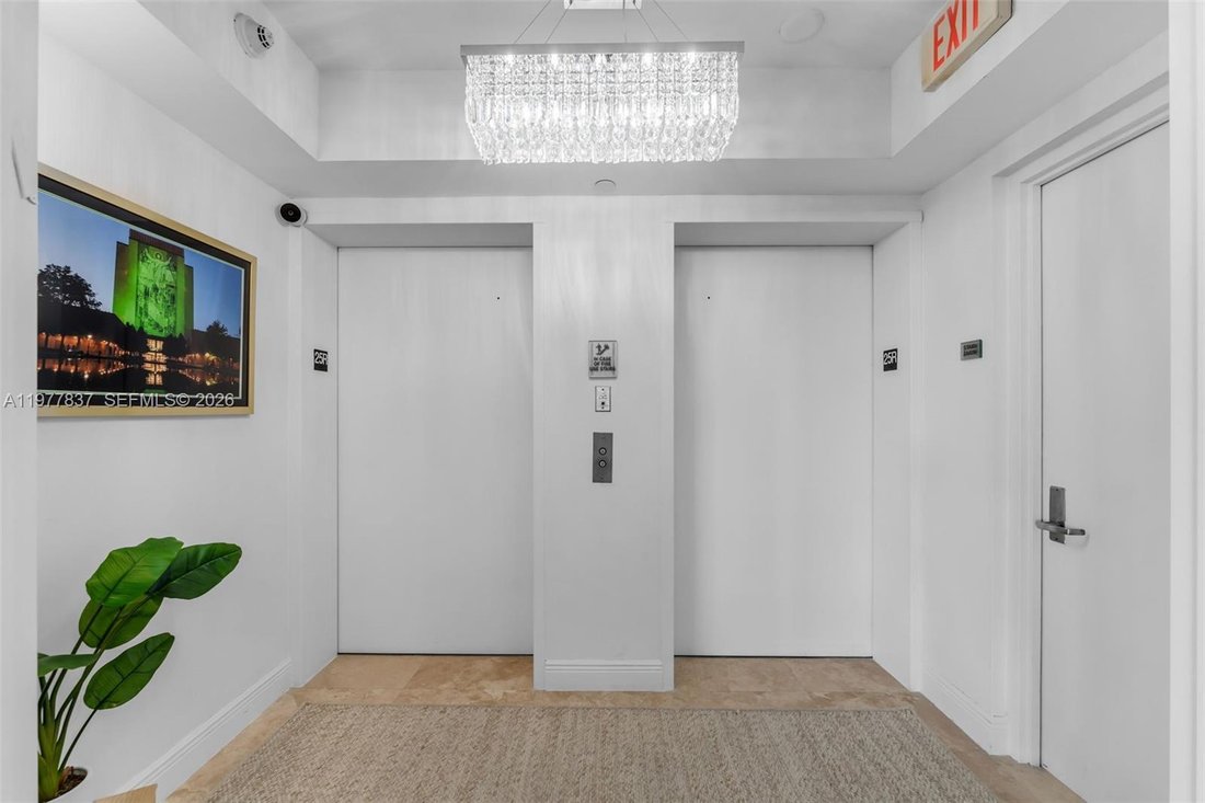 Condo in Fort Lauderdale, Florida, United States 3 - 17376027