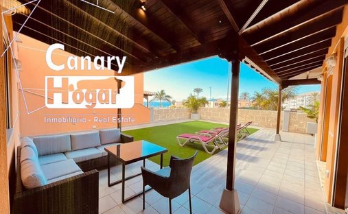 Villa in Los Cristianos, Canary Islands, Spain 1