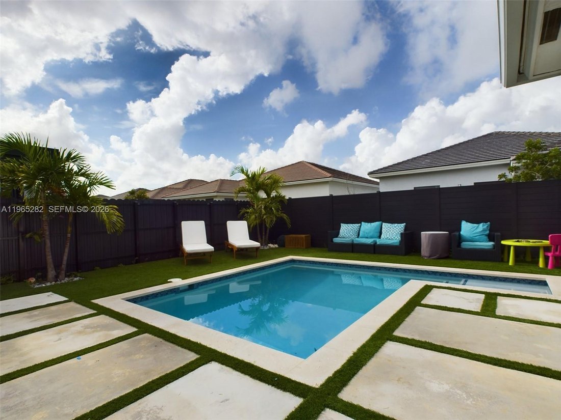 House in Miami, Florida, United States 3 - 17222488