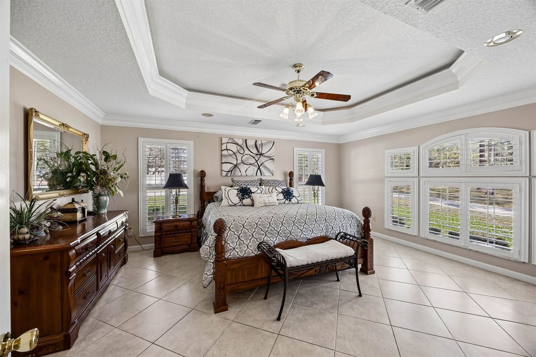 Hilliard, Florida, United States 5 - 17376830