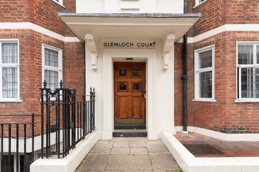 Apartment in Dagenham East, England 5 - 17375259