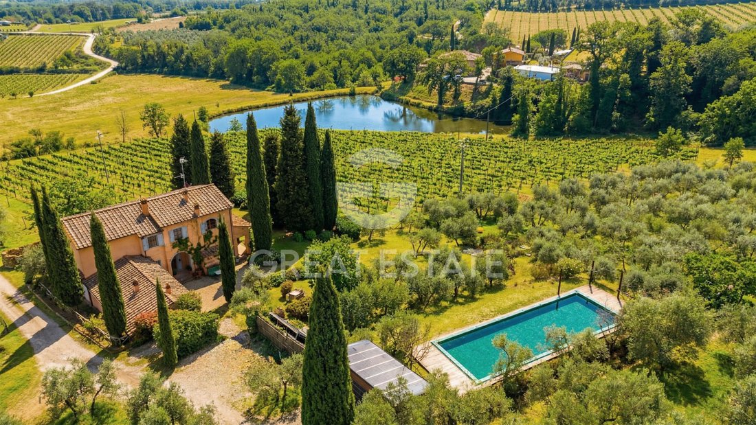 Estate in Bucine, Tuscany, Italy 3 - 17375946