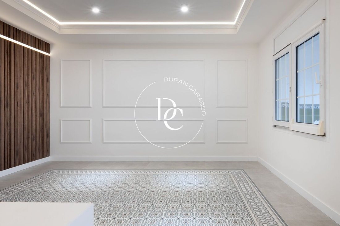 Penthouse in Eixample, Barcelona, Spain 2 - 17337328