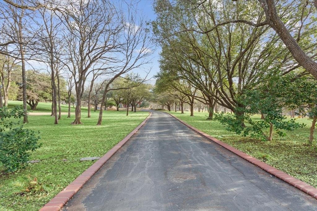 House in Woodway, Texas, United States 3 - 17376784