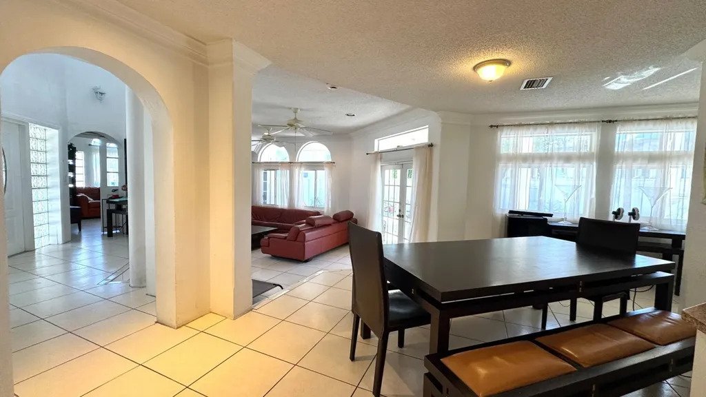 House in Paradise Island, New Providence, The Bahamas 4 - 17377772