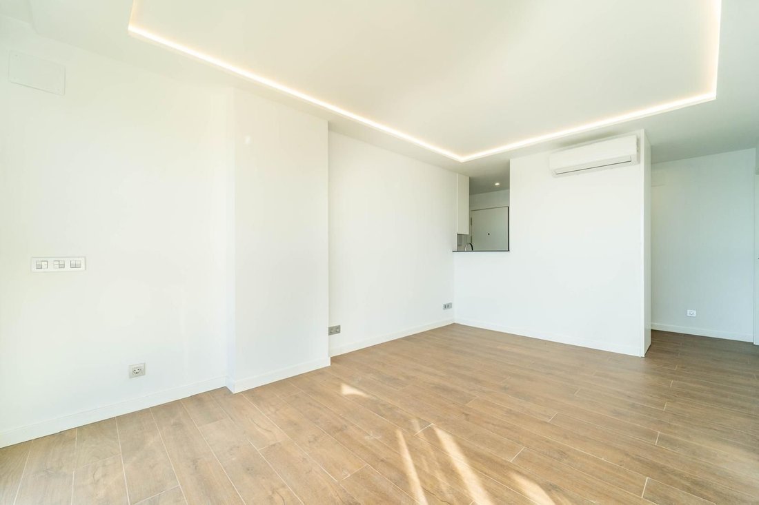 Apartment in Playa De La Malagueta, Centro, Malaga 1 - 17375280