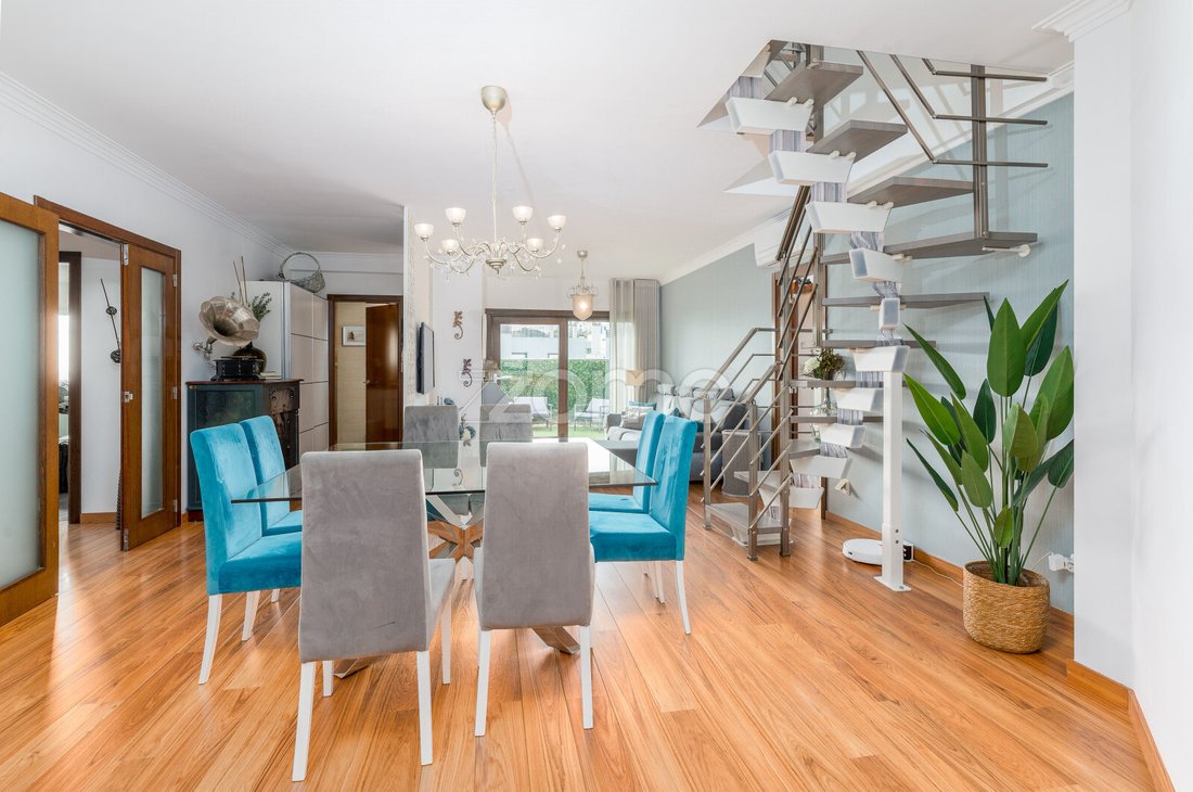 Apartment in Ramada e Canecas, Lisbon, Portugal 1 - 17377522