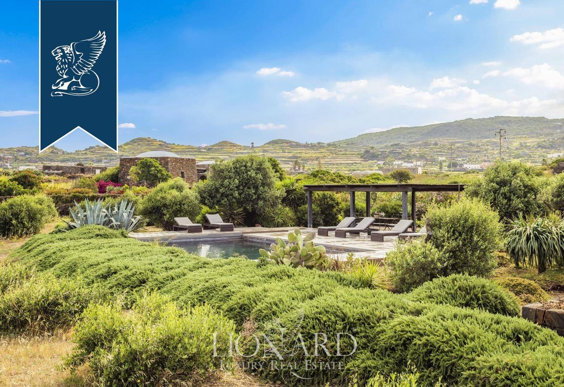 Villa in Pantelleria, Sicily, Italy 1 - 17377308