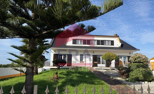 House in Carvalhal, Leiria District, Portugal 1