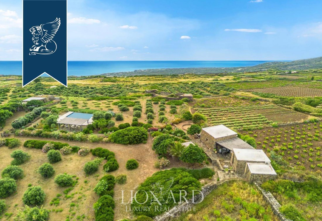 Villa in Pantelleria, Sicily, Italy 2 - 17377308