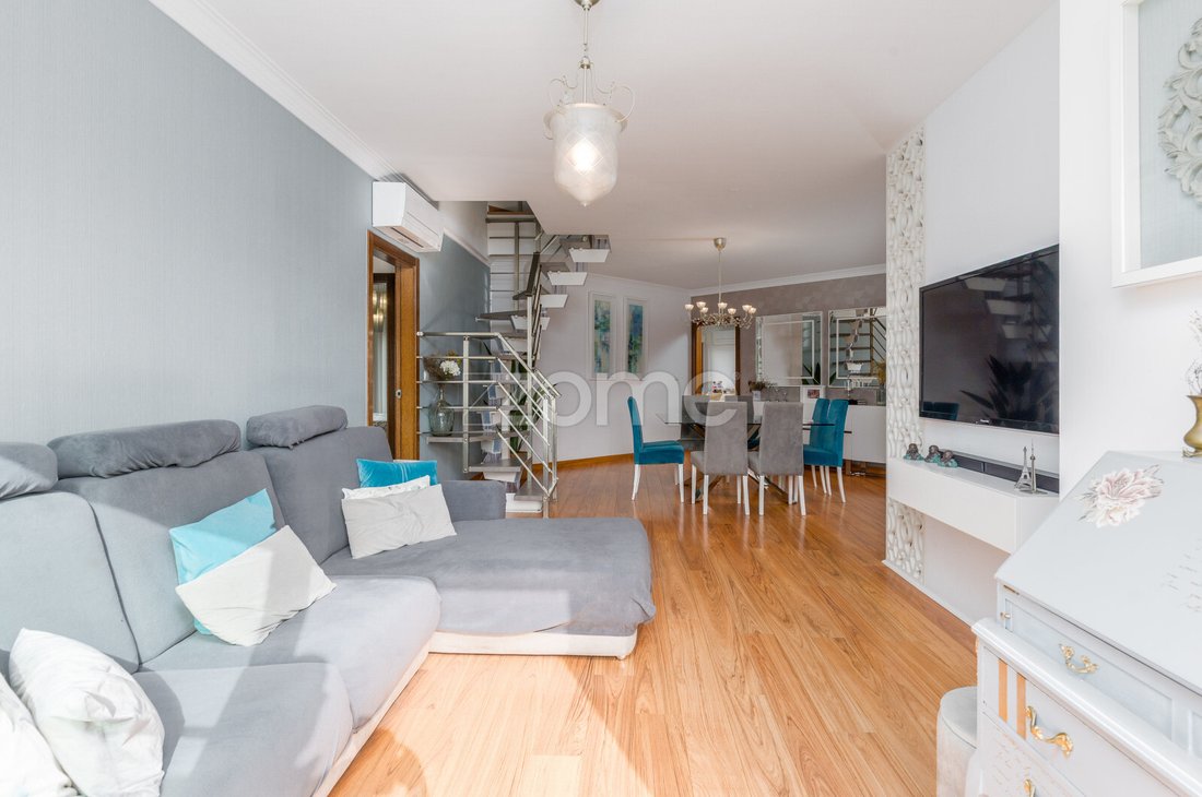 Apartment in Ramada e Canecas, Lisbon, Portugal 3 - 17377522