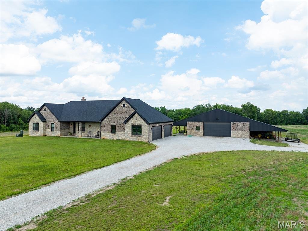 House in Perry, Missouri, United States 3 - 17378490
