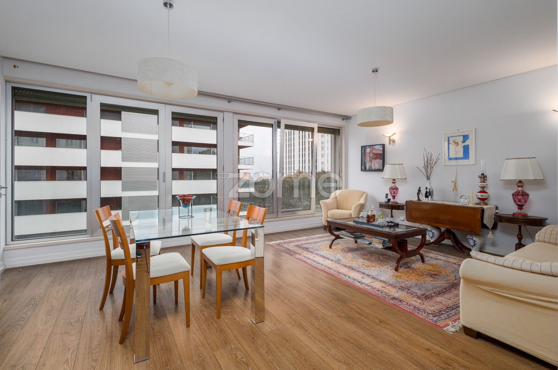 Apartment in Areeiro, Lisbon, Portugal 5 - 17377491