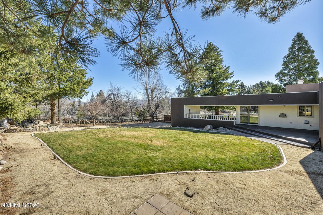 House in Reno, Nevada, United States 4 - 17375428