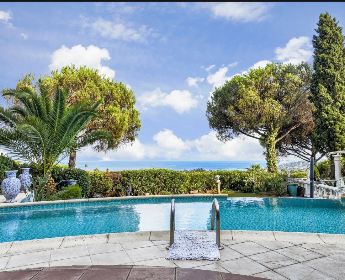Villa in Nartelle-Noyer-Bellevue-bd des Sardinaux, Sainte-Maxime, France 5 - 17378569