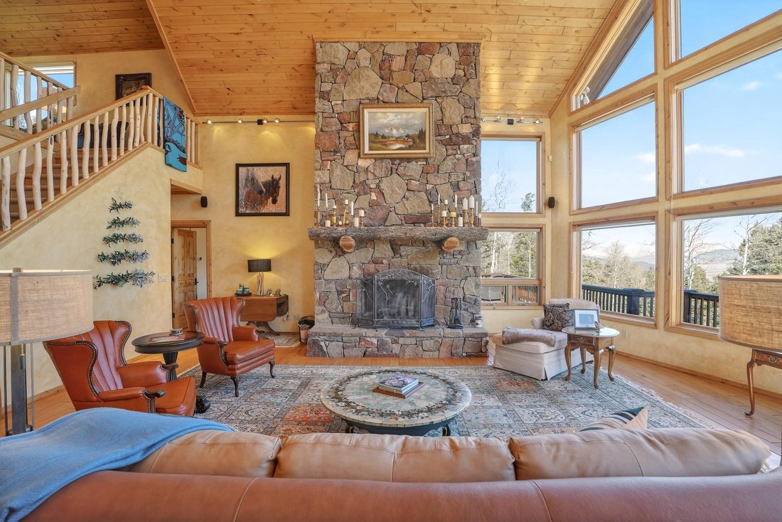 House in Taos, New Mexico, United States 4 - 17374918