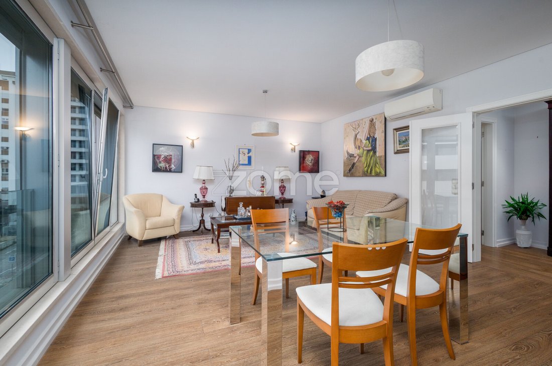 Appartamento a Areeiro, Lisbona, Portogallo 1 - 17377491