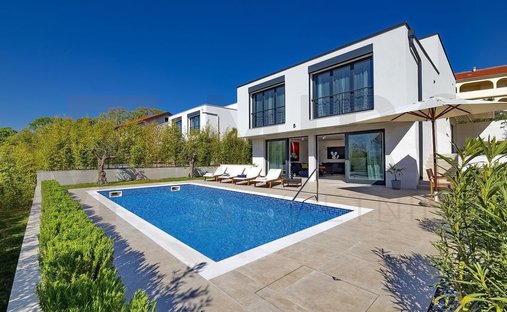 House in Malinska, Primorje-Gorski Kotar County, Croatia 1