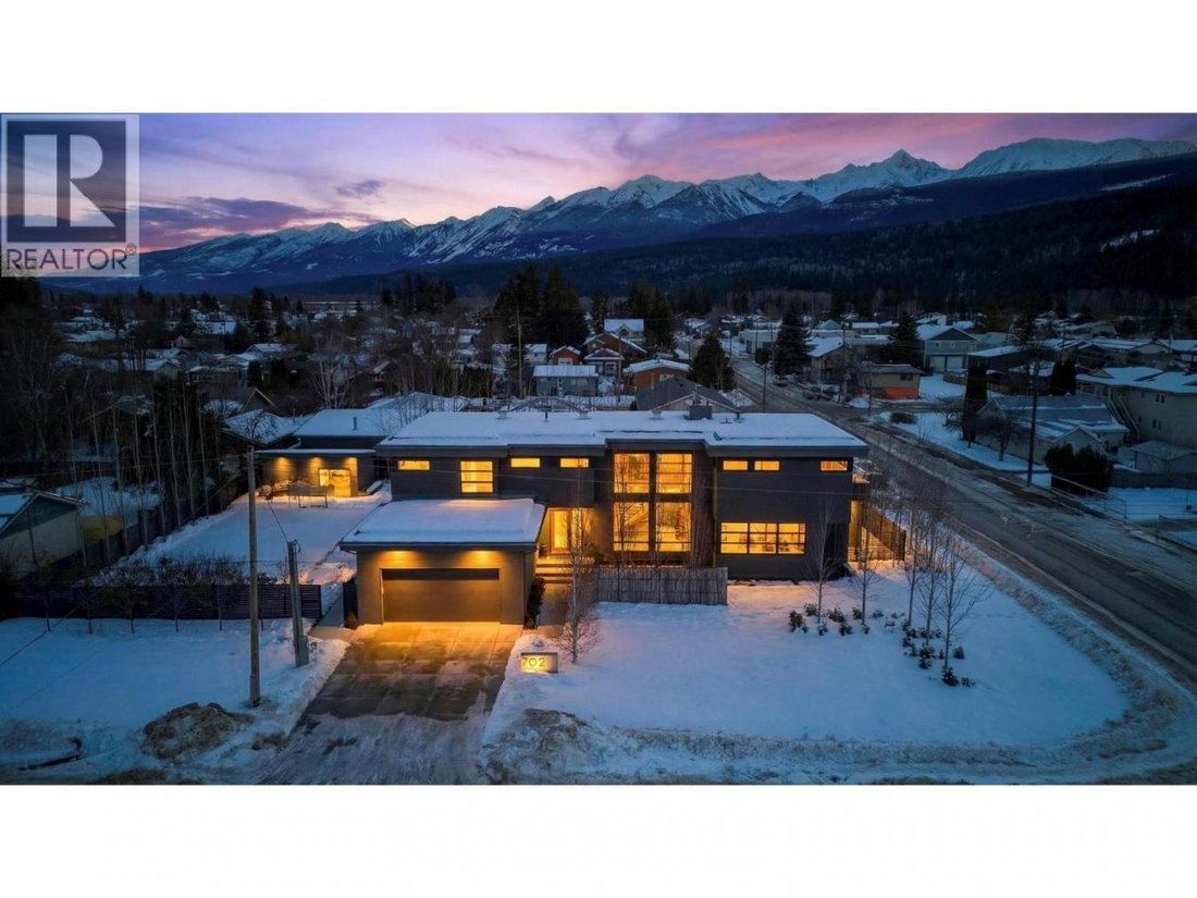 House in Golden, British Columbia, Canada 3 - 17378986