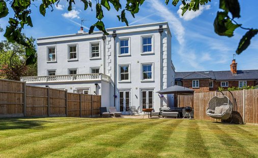 House in Jacobs Well, England 1