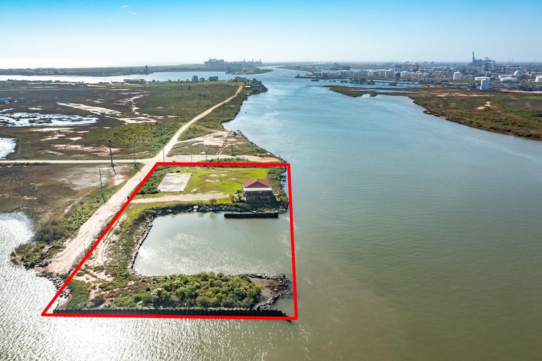 House in Freeport, Texas, United States 5 - 16508691