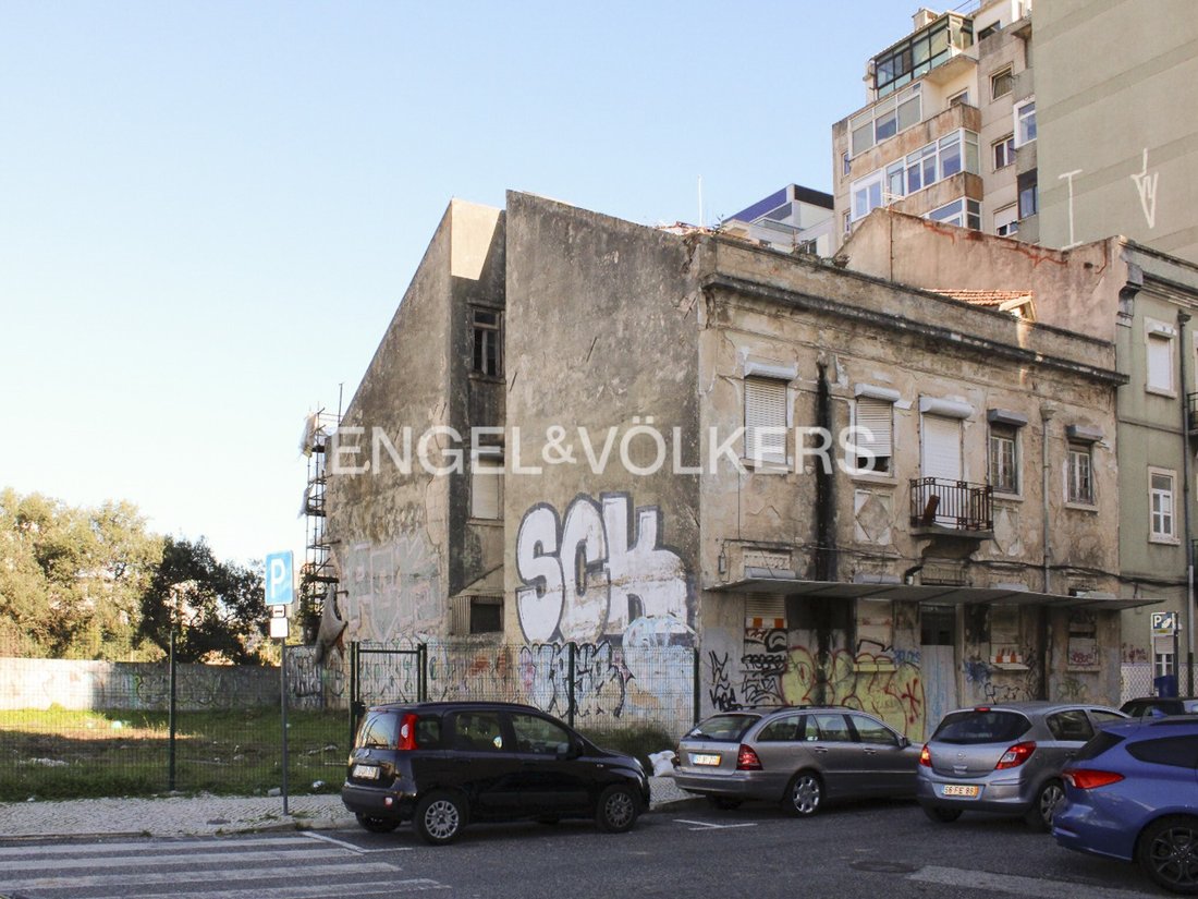 Apartment in Avenidas Novas, Lisbon, Portugal 1 - 17377539