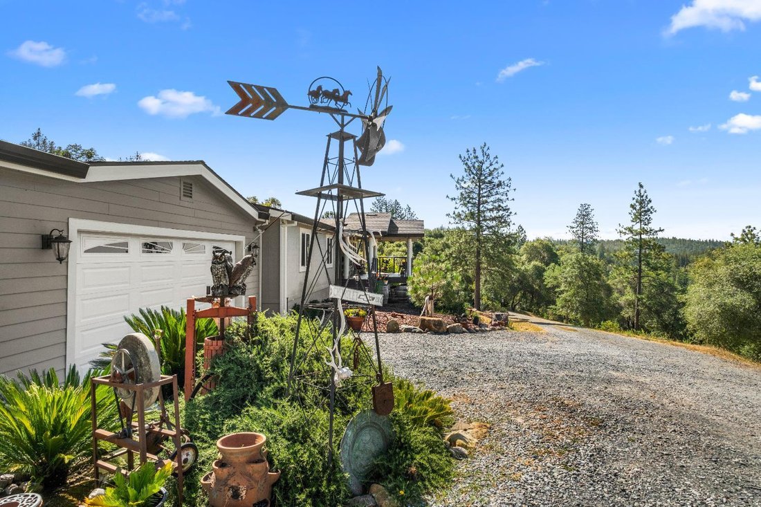 Placerville, California, United States 2 - 17377591