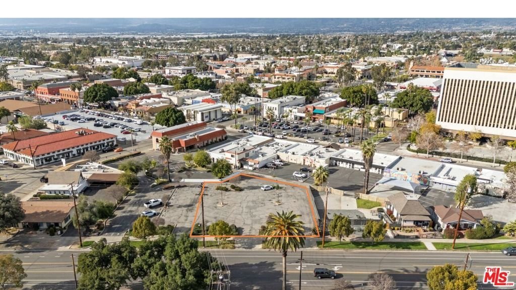 Redlands, California, United States 5 - 17375686