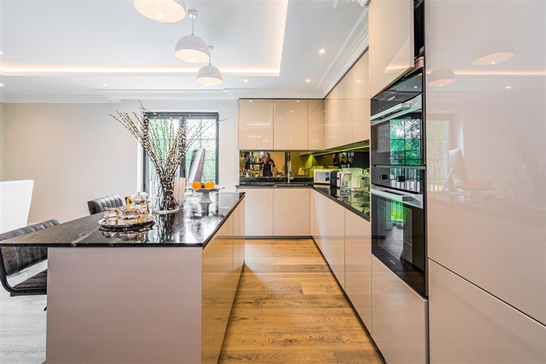 Apartment in Penn, England 5 - 17375560