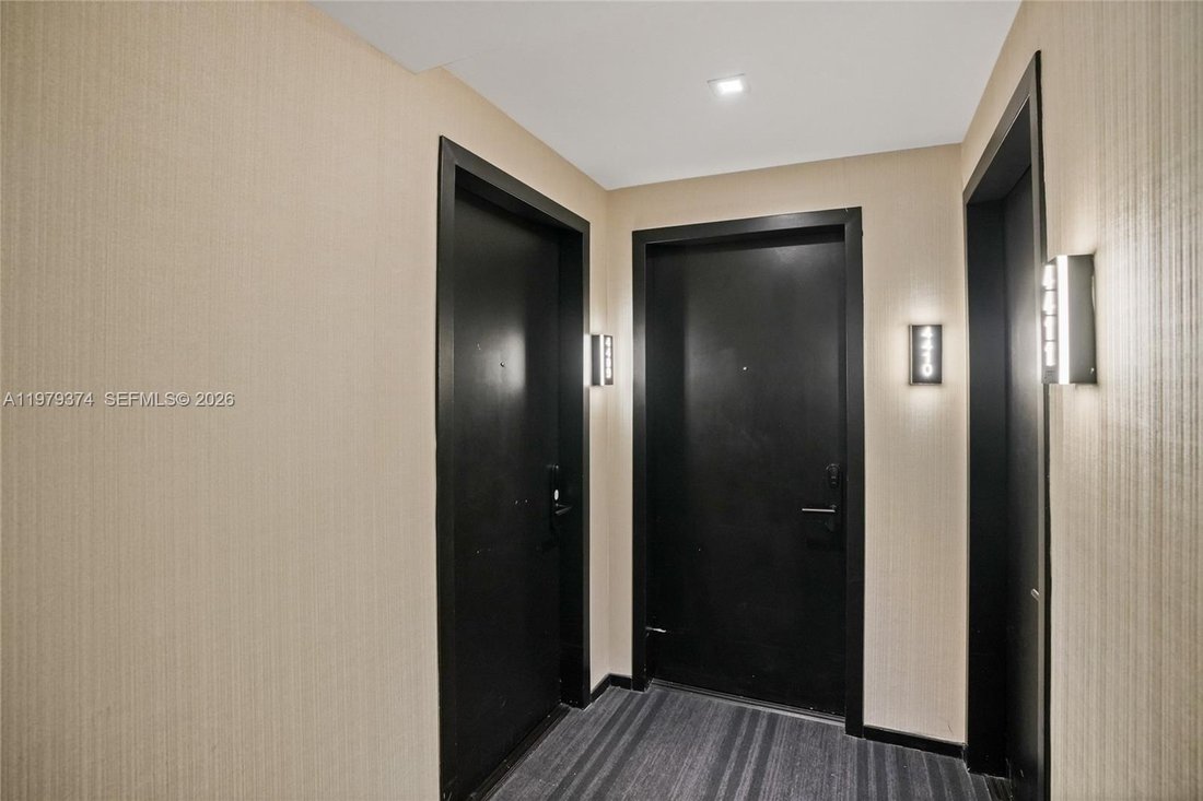 Condo in Miami, Florida, United States 2 - 17376024
