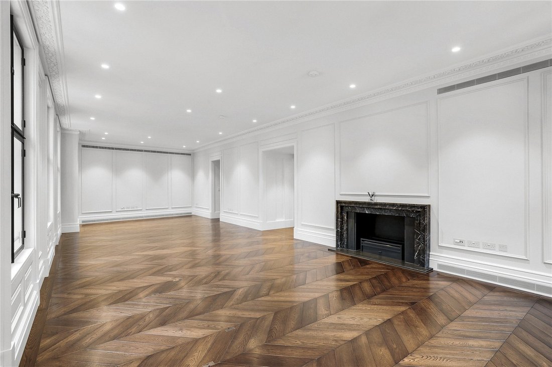Apartment in Belgravia, Westminster, England 3 - 17376855