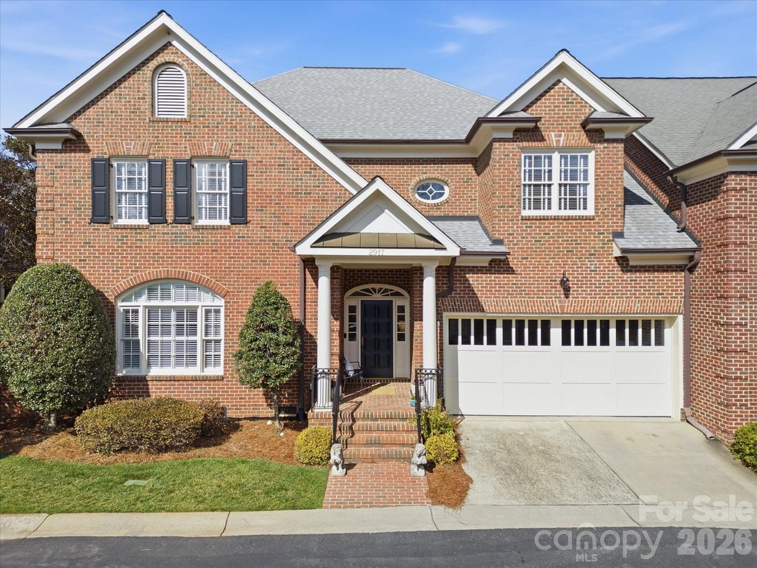 Townhouse in Charlotte, North Carolina, United States 1 - 17377661