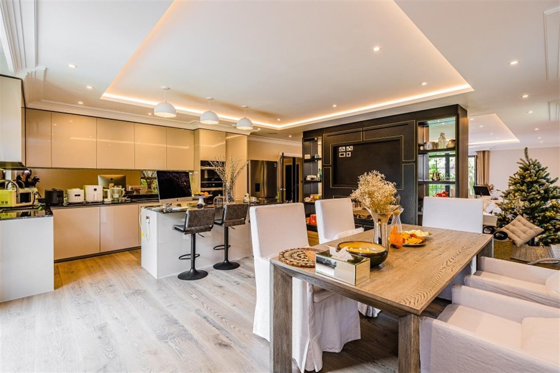 Apartment in Penn, England 4 - 17375560