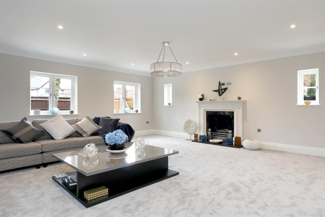 House in Beaconsfield, England 5 - 17375387