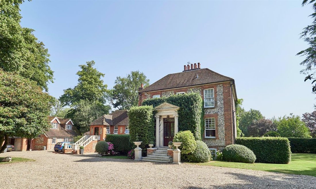 House in Holmer Green, Little Missenden, England 1 - 17375441