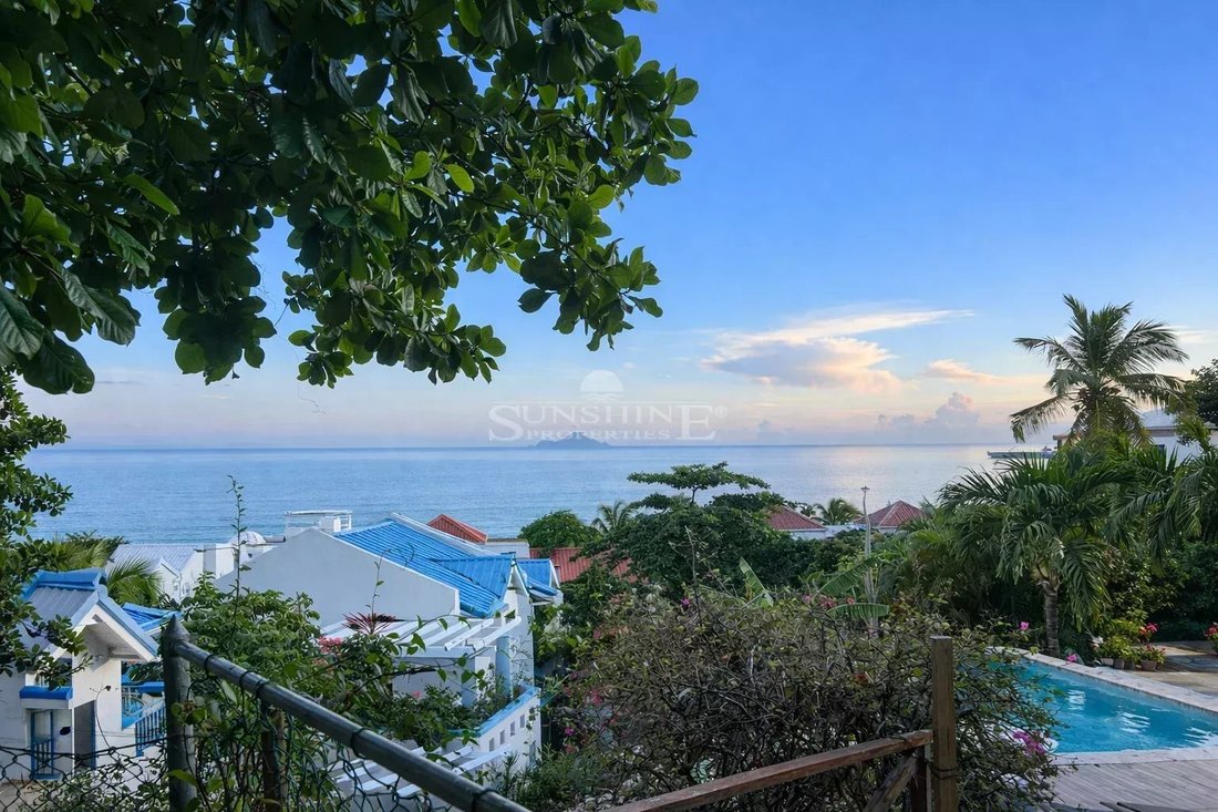 Apartment in Cole Bay, Sint Maarten 1 - 17377247