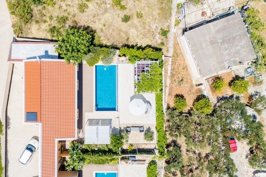 Bungalow in Split, Split-Dalmatia County, Croatia 5 - 17376801