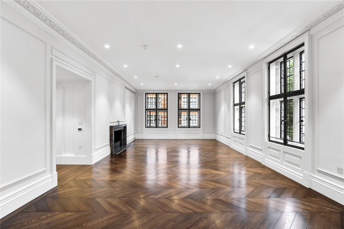 Apartment in Belgravia, Westminster, England 2 - 17376855