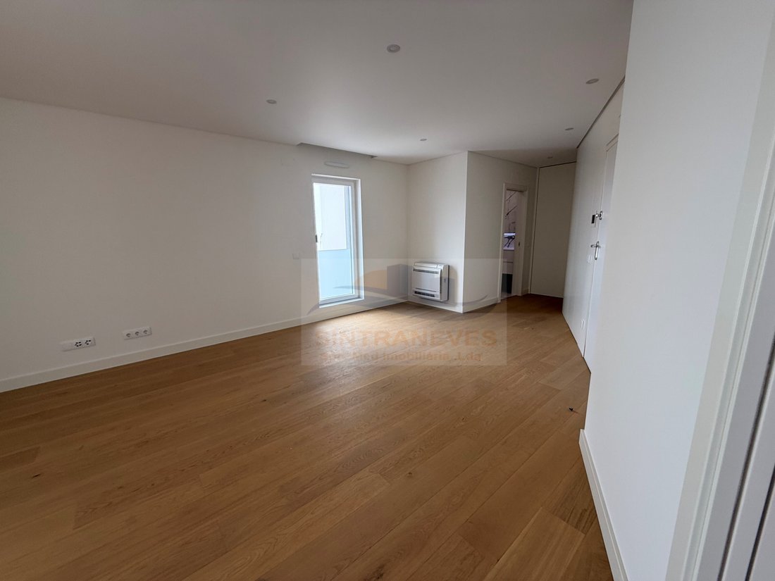 Apartment in Carcavelos e Parede, Lisbon, Portugal 2 - 17377426