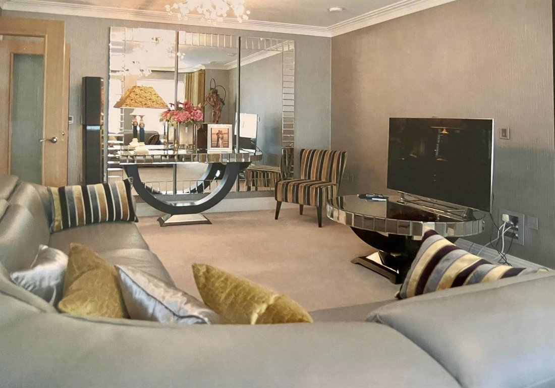 Haus in Beaconsfield, England 5 - 17375345